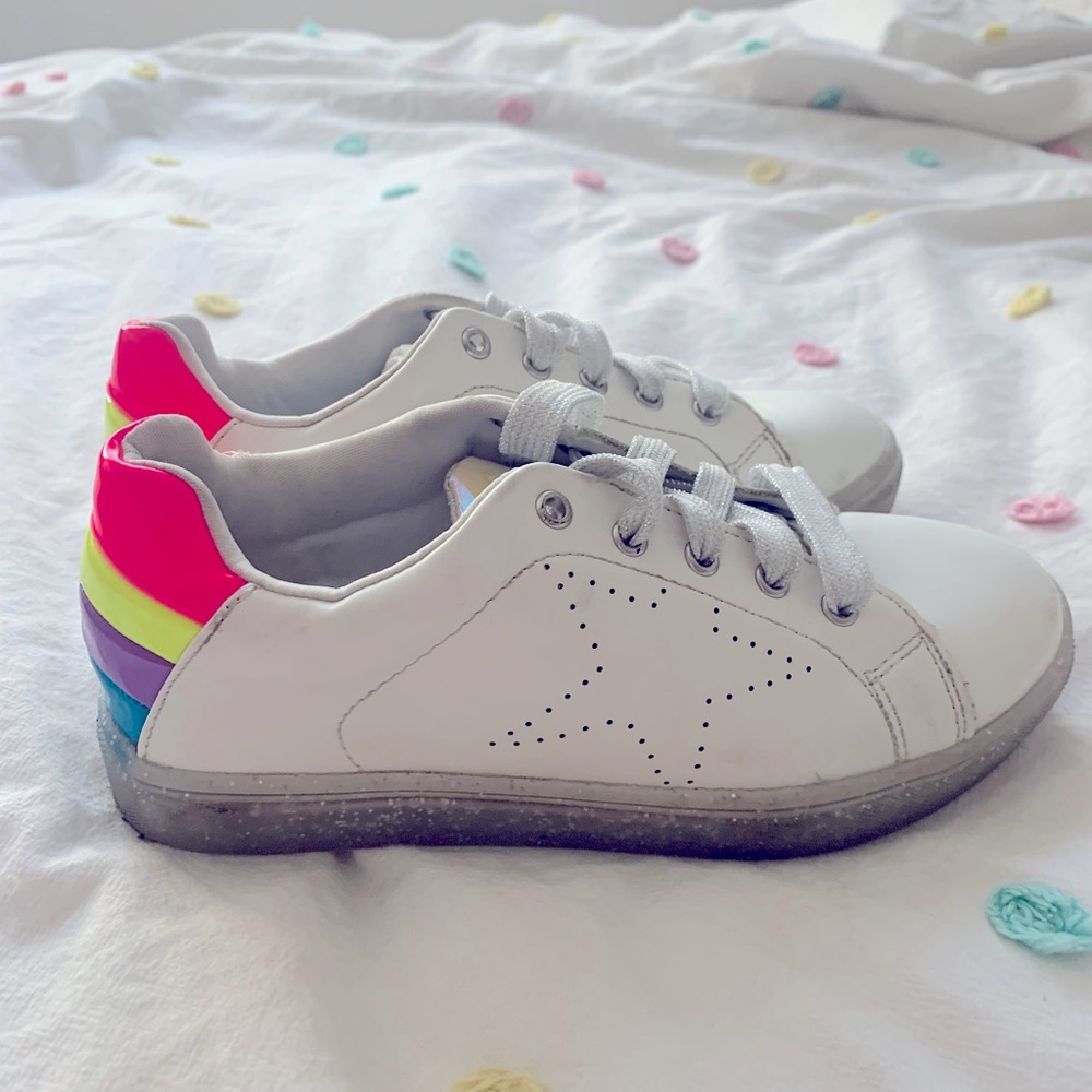 Steve Madden girll rezza sneaker white w neon back